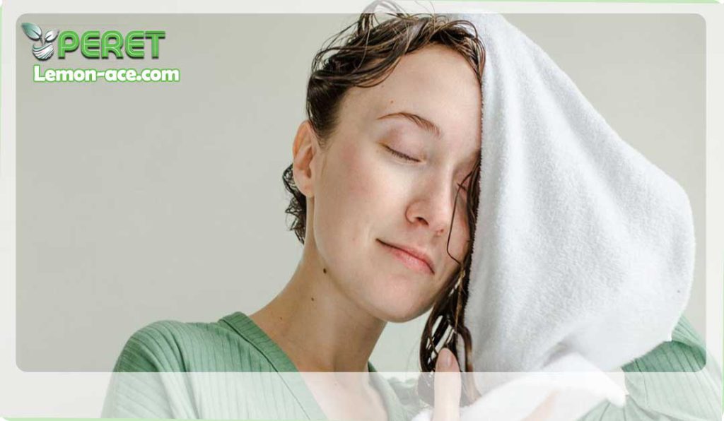 بهترین روش های تقویت موبا روغن بادام شیری